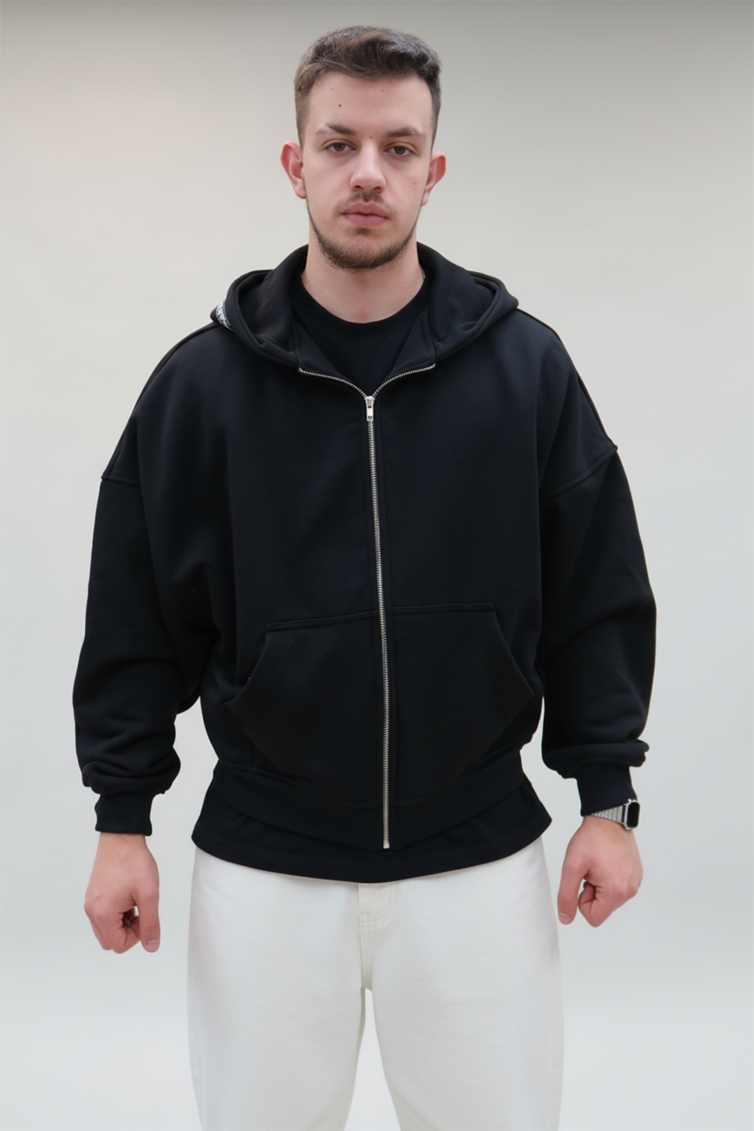 NOIR ZIPPER HOODIE